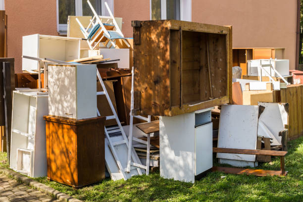 Best Attic Cleanout  in Onarga, IL